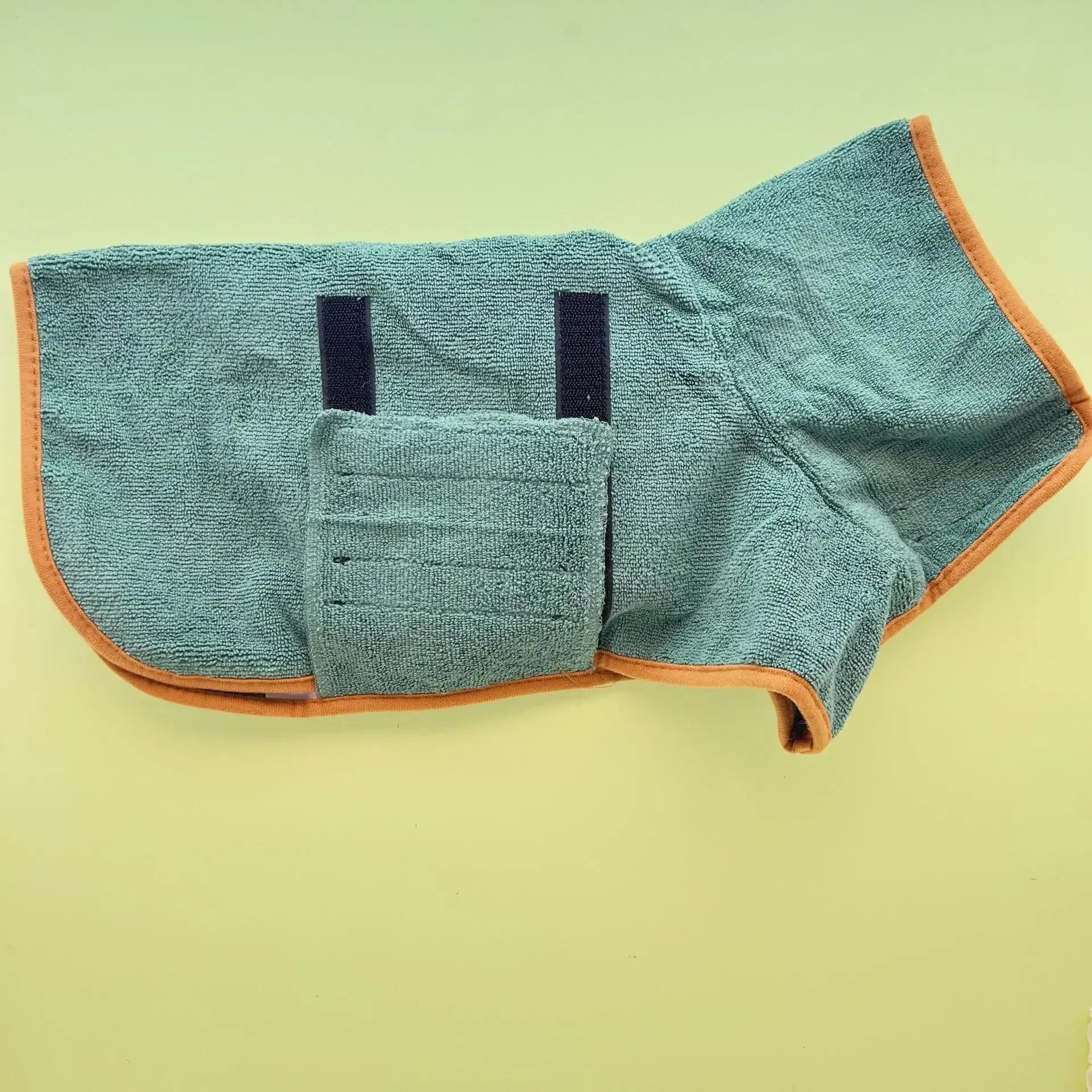 Quick-Dry Pet Bathrobe & Towel – Absorbent Bath Towel for Dogs & Cats